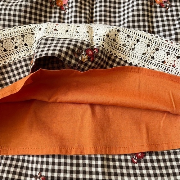 Wildflowers brown gingham print sleeveless dress with delicate warm floral print - Picture 5 of 8